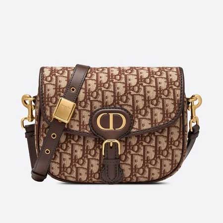 TÚI DIOR BOBBY CỠ TRUNG